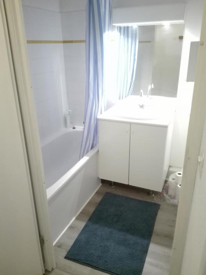 Ferienwohnung Studio Devant Les Remparts Avec Parking Prive Avignon Exterior foto